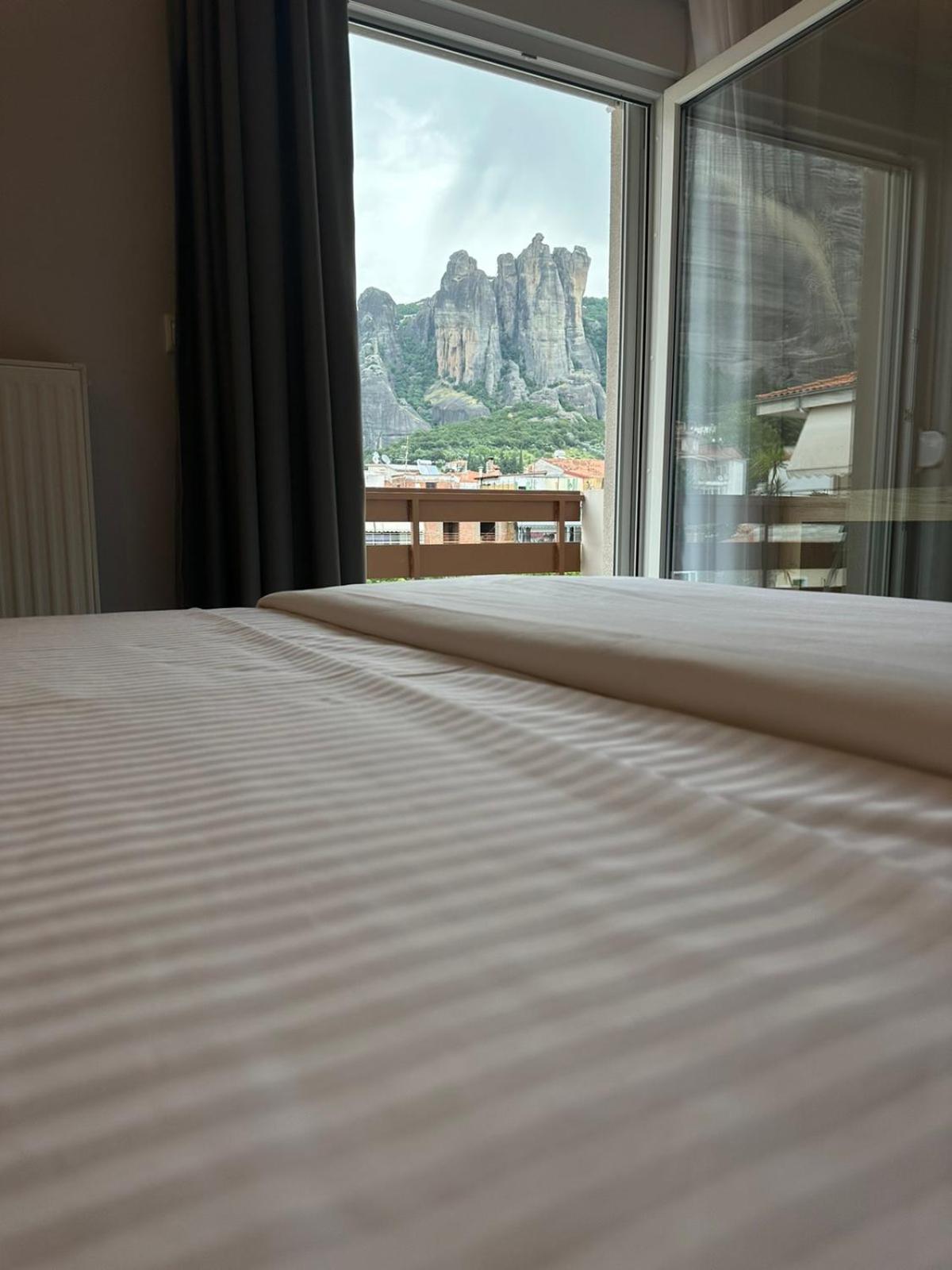 Meteora Gold And Glass กาลัมปากา ภายนอก รูปภาพ